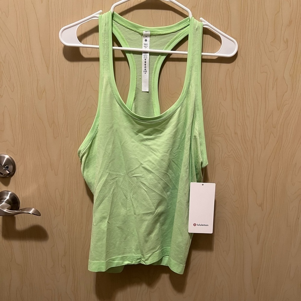 NWT Lululemon Swiftly Tech RB Tank 2.0 * Race